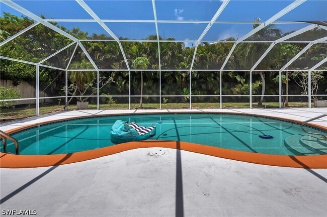 Photo - 639 Pompano Dr