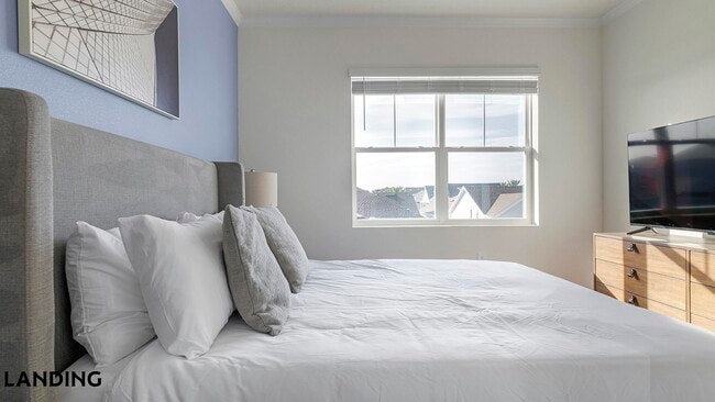 Photo - 8925 Livigno Wy Unidad 18-998