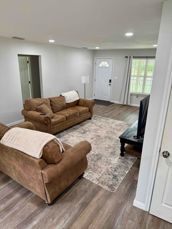 Photo - 2334 W Denman St