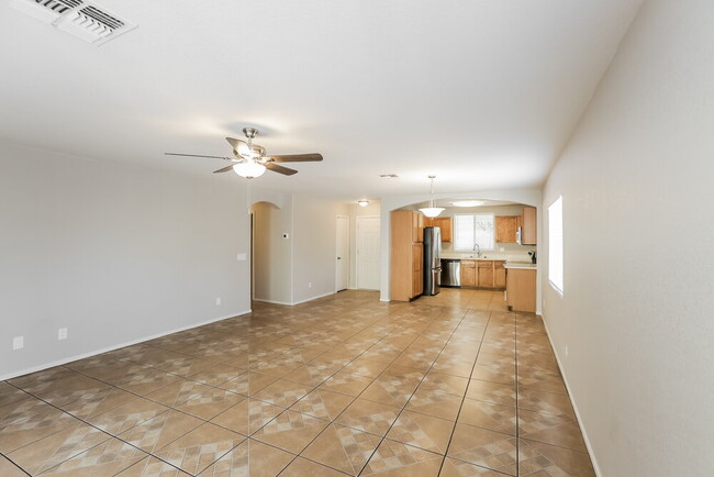 Photo - 2650 S 84th Dr