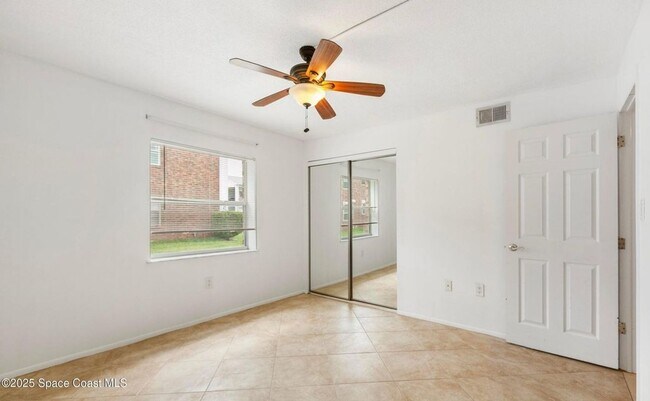 Photo - 190 E Olmstead Dr