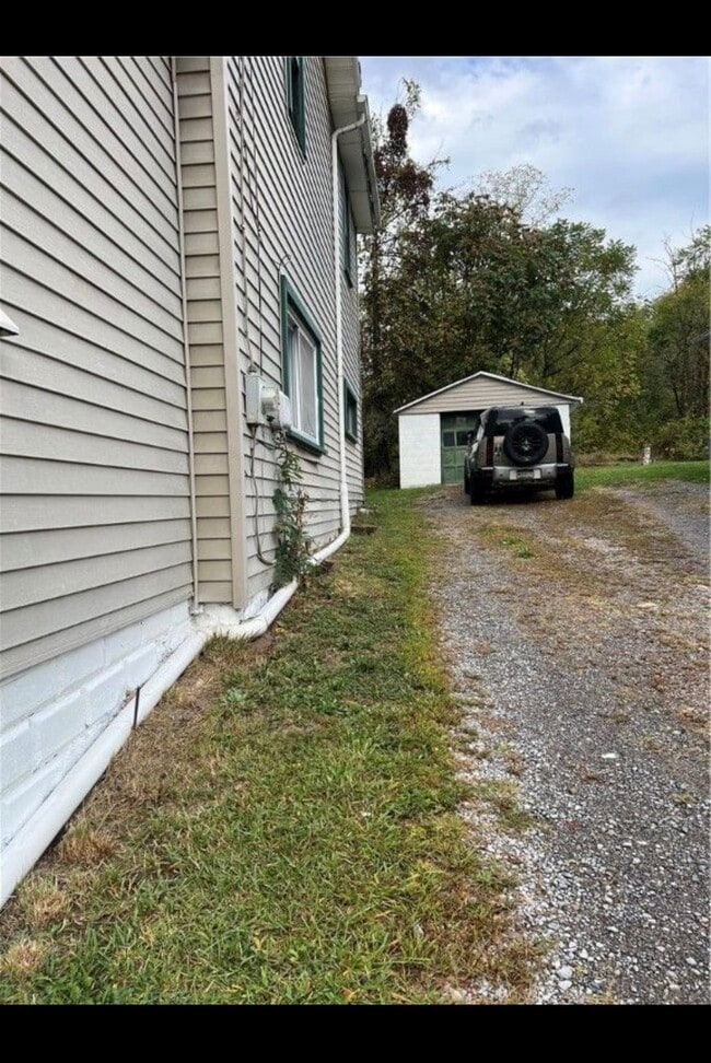 Photo - 226 N Cascade St