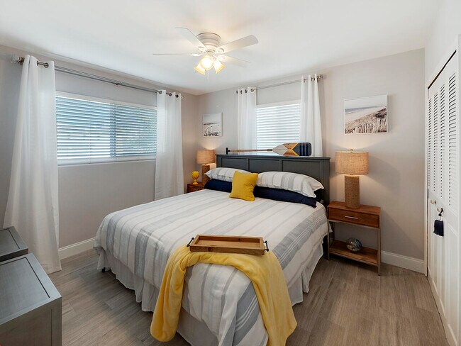 1236 Beach Rd Unit 1