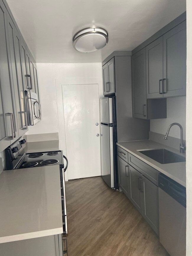 Photo - The Claridge Apartments