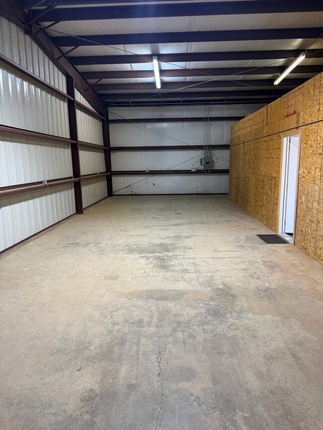 Photo - 8512 Urbana Ave