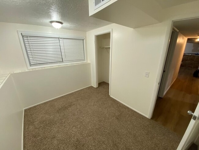 Photo - 1595 W 8295 S