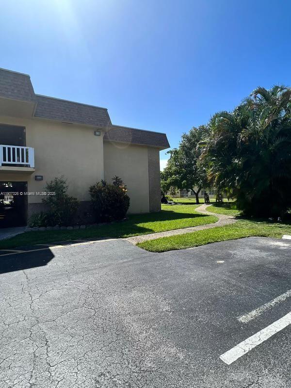 Photo - 5140 SW 40th Ave Unit 2C