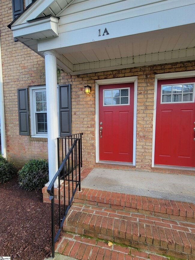 Building Photo - 409 Pinckney St Rental