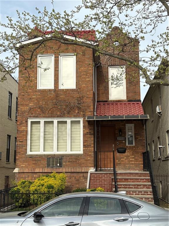 Building Photo - 1523 E 29th St Unit 3 Rental