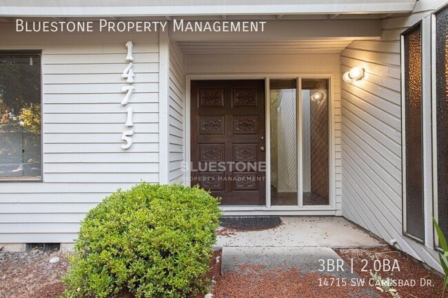 Photo - 14715 SW Carlsbad Dr