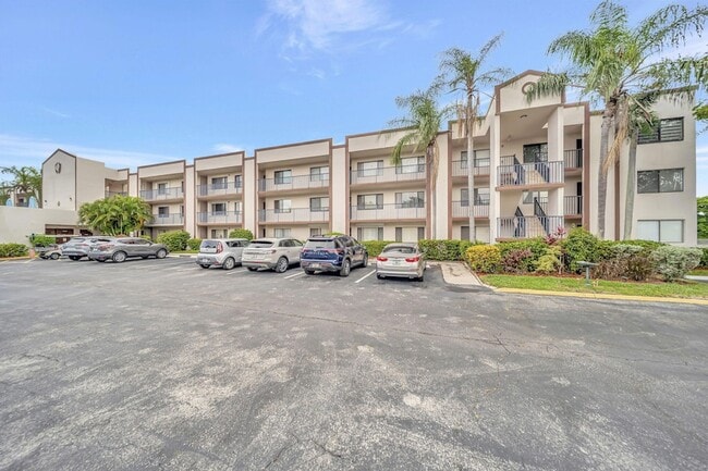 Photo - 9485 N Belfort Cir Unidad 308