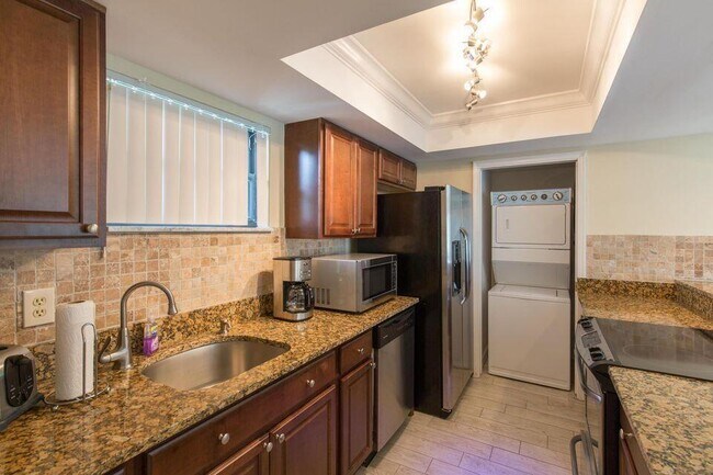 Photo - 11863 Wimbledon Cir Unit 501