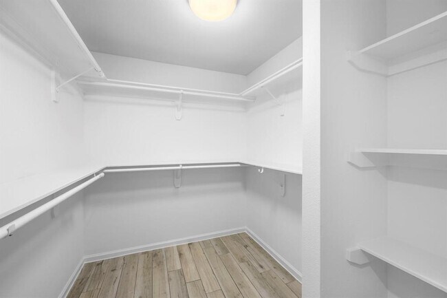 Photo - 835 Mayweather Ln