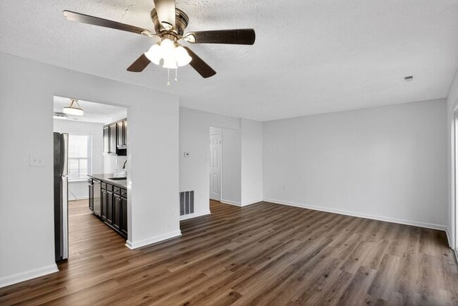 Photo - 21864 Ronald Dr