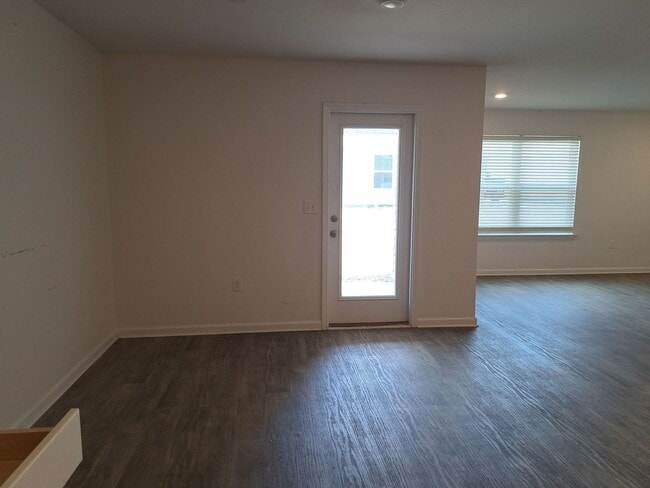 Photo - 4012 Millicent Ln
