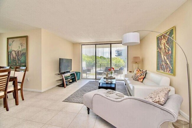 Photo - 3912 S Ocean Blvd