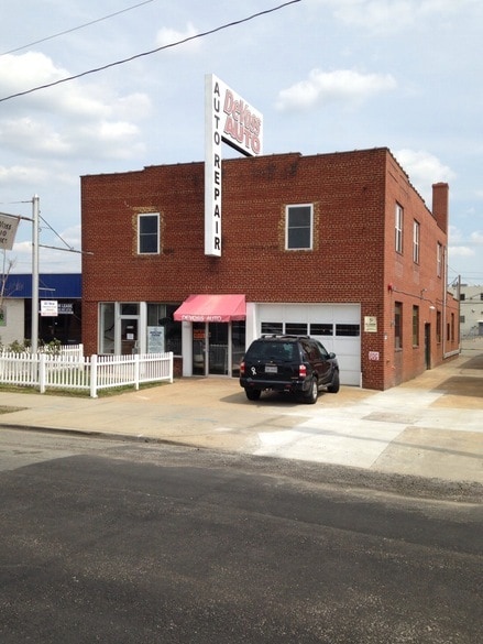 EXTERIOR DEL EDIFICIO - 1103A N Arthur Ashe Blvd Unidad B