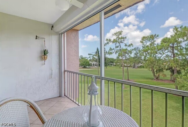 170 Turtle Lake Ct Unit 309