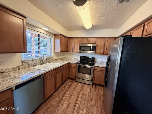 Photo - 4210 N Montezuma Ave