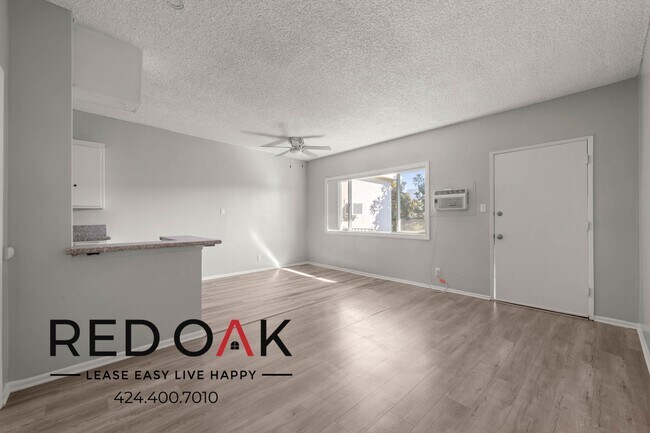 Photo - ~$500 OFF~ Cheerful, Sun-Drenched One Bedr... Unit 5