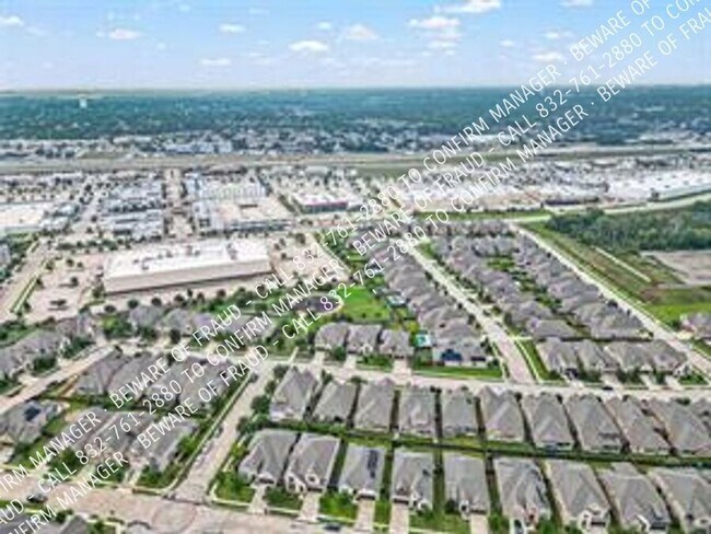 Photo - 2606 San Jacinto Dr