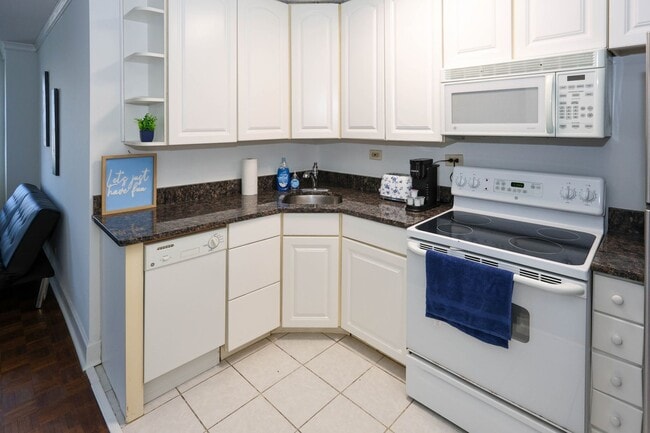 Photo - City Living High Rise Unit 23C