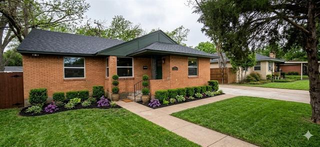 Building Photo - 2814 Housley Dr