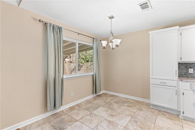 Photo - 3810 Hillside Dr