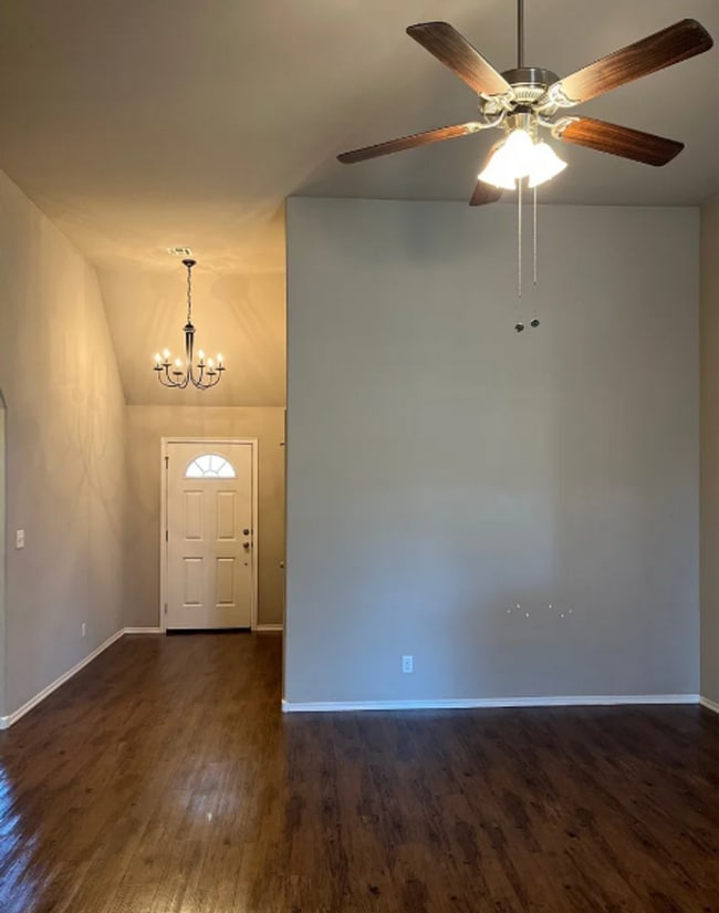 Photo - 3 Bed | 2 Bath in Broken Arrow!