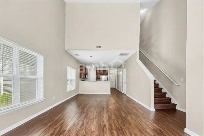 Photo - 263 Island Green Rd