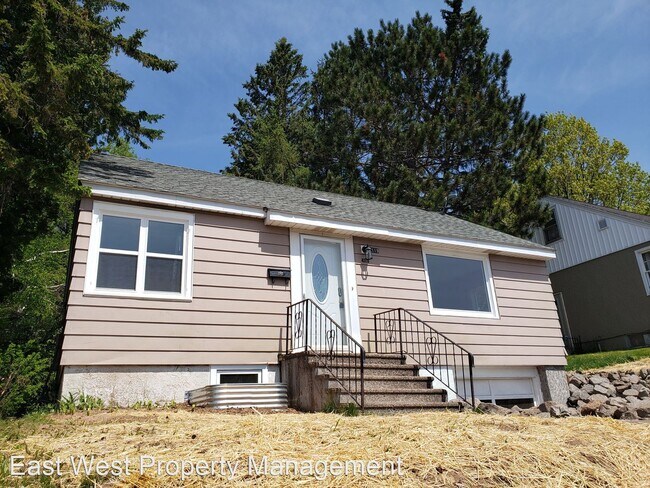 3 br, 1 bath House - 4119 Woodland Ave - 3 br, 1 bath House - 4119 Woodland Ave