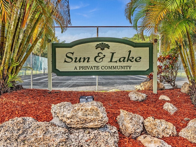 Photo - 8911 NW 28th Dr Unit E