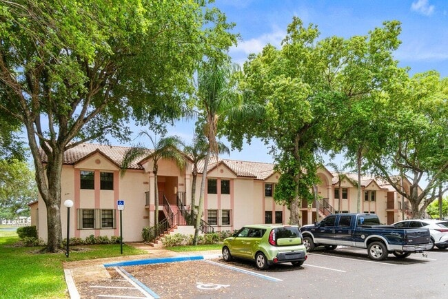 Photo - 3190 Leewood Terrace Unidad L202 Rental