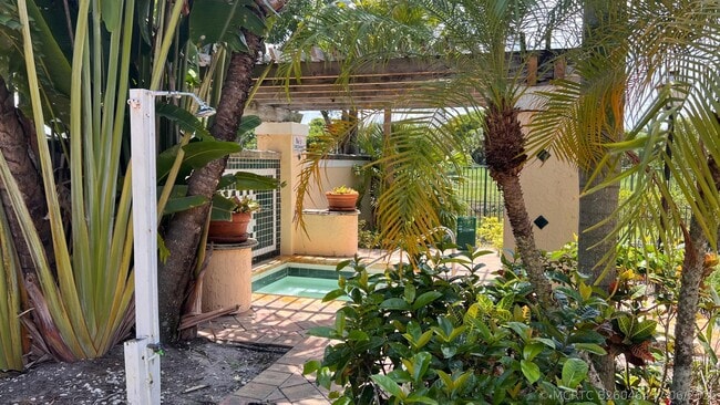 1707 Village Blvd Unit 112