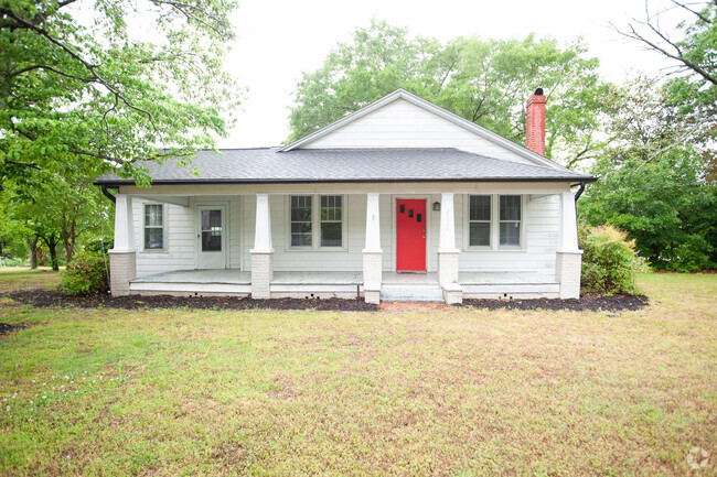 Building Photo - 2032 Piney Grove-Wilbon Rd Rental