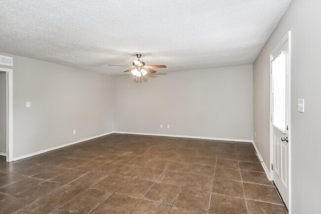 Photo - 3512 Chevron Cove