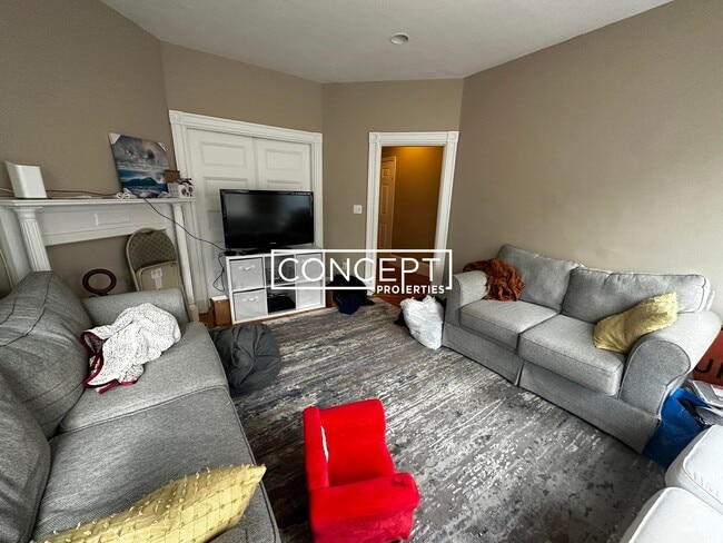 Photo - 47 Hillside St Unit 2