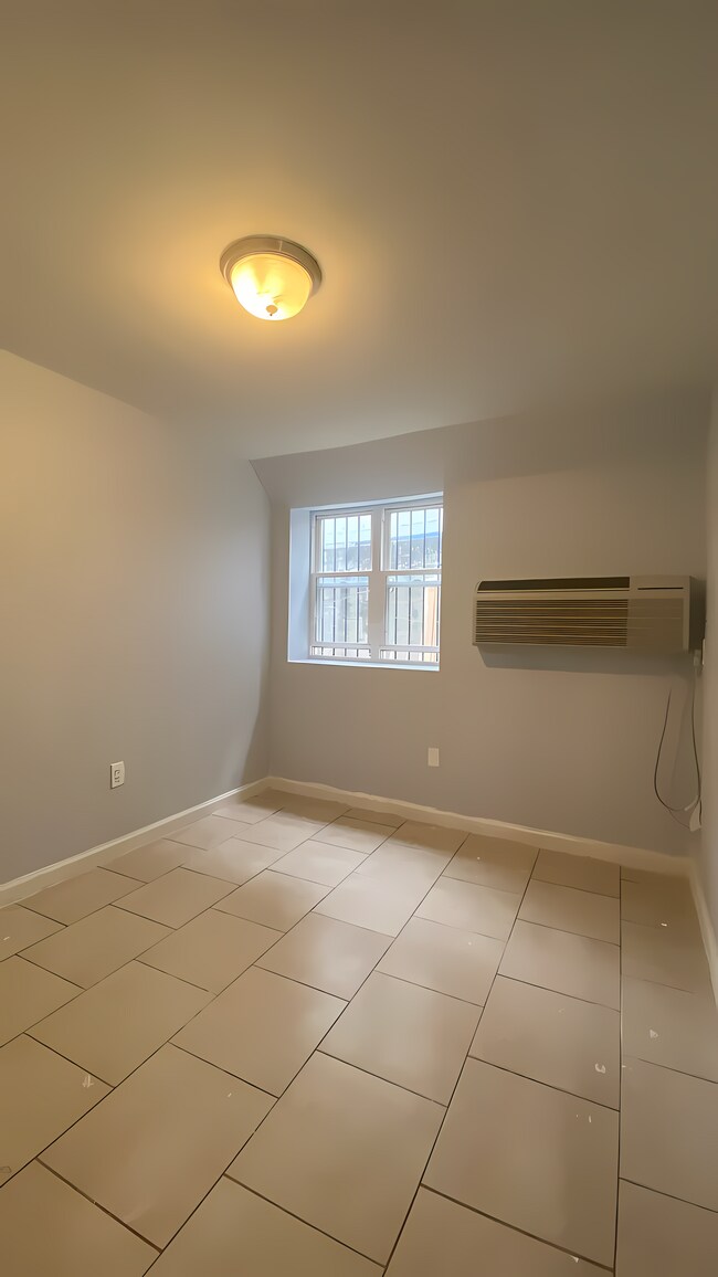 Photo - 2186 Cedar Ave Apartments Unit FL1