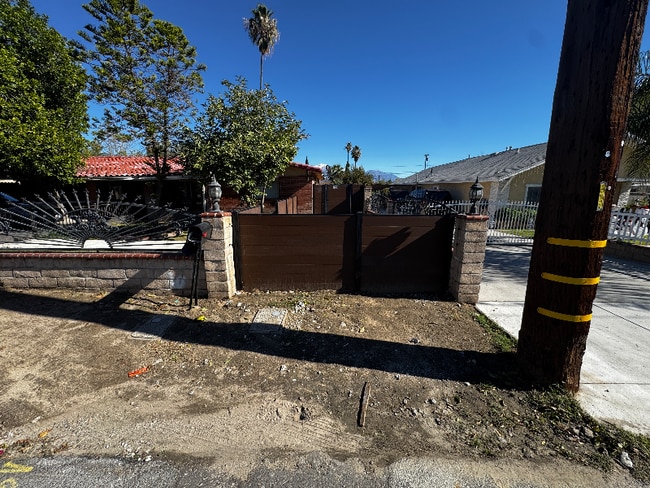 Building Photo - 7215 Del rosa