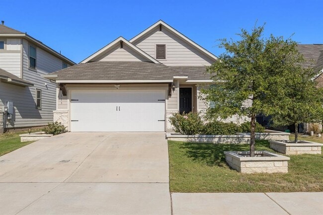 Photo - 113 Lyrebird Ln