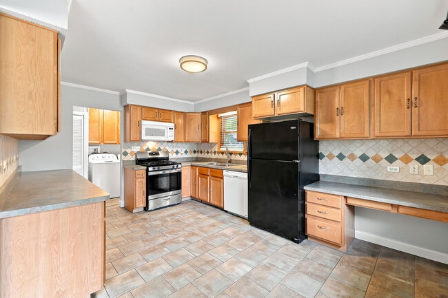 Photo - 1113 S Haddow Ave