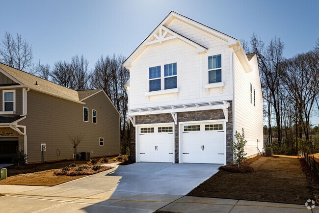 Building Photo - 4 Bedroom Home Piedmont School District