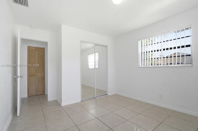 Photo - 4120 SW 19th St Unit 1