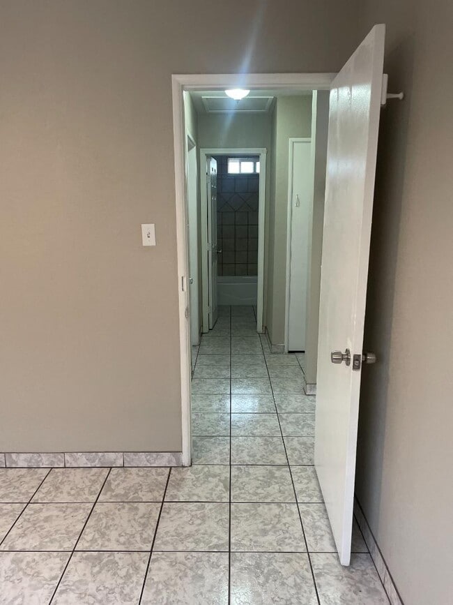 Photo - 3539 Baltic Ave