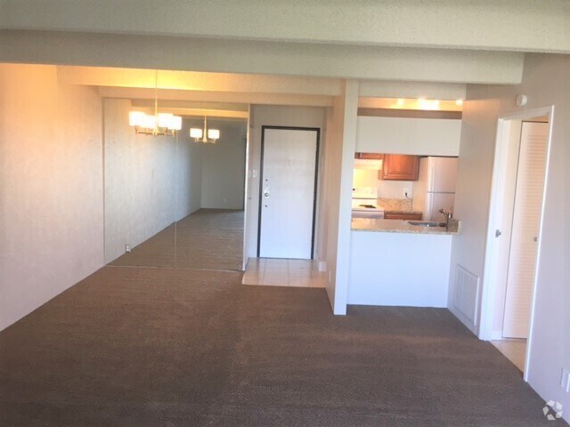 Building Photo - Breathtaking Mountain Views from the 10th ... Rental