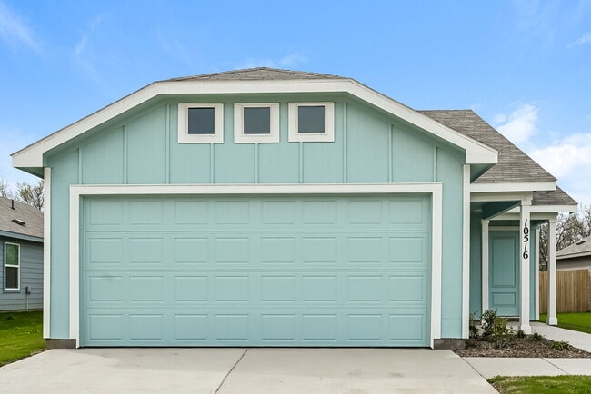 Building Photo - 10516 Desert Hawk Cir