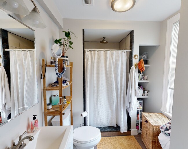 Photo - 13 Pleasant St Unit 2