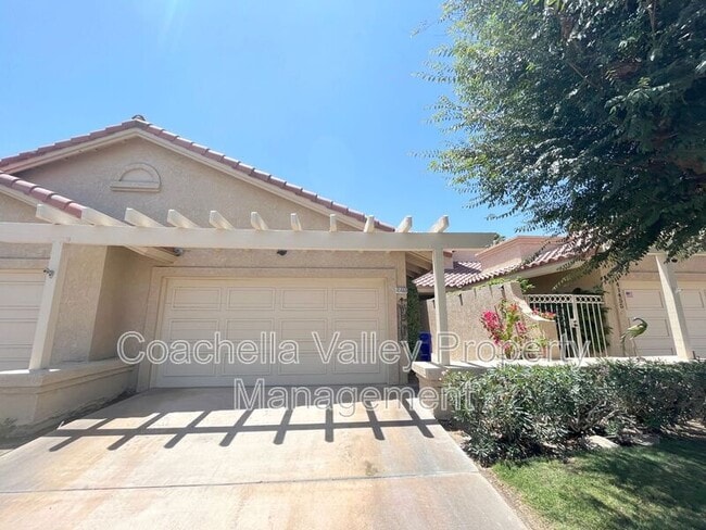 Photo - 41469 Woodhaven Dr W