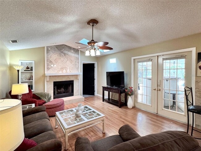 Photo - 1135 Colony Arms Dr House