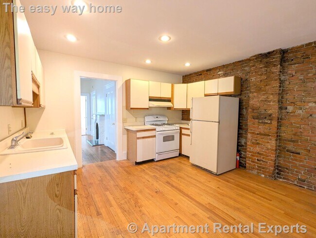 Photo - 15 Howe St Unit #1